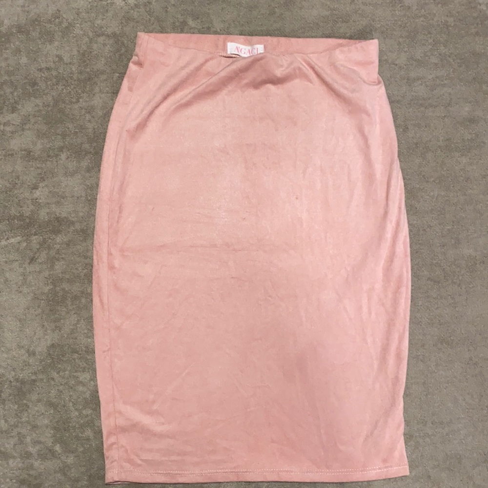Pencil skirt pink
